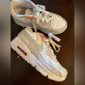 Pink/Grey Nike Air Max